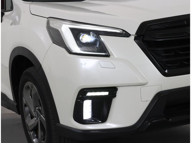 フォレスター STIスポーツ ダイヤトーン ETC2.0 新世代アイサイト 本革シート 全車速追従クルコン 後退ブレーキアシスト 停止保持 アダプティブドライビングビーム サイドカメラ リヤカメラ ナビ連動ドラレコ 前後録画 アイスト プッシュスタート 記録簿 ワンオナ(9枚目)