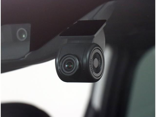 フォレスター STIスポーツ ダイヤトーン ETC2.0 新世代アイサイト 本革シート 全車速追従クルコン 後退ブレーキアシスト 停止保持 アダプティブドライビングビーム サイドカメラ リヤカメラ ナビ連動ドラレコ 前後録画 アイスト プッシュスタート 記録簿 ワンオナ(18枚目)