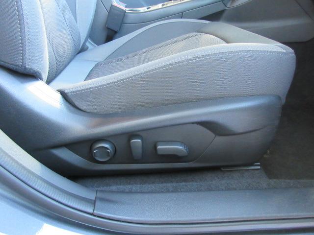 インプレッサ ＳＴ－Ｈ　元社用車　　ナビ機能　全周囲カメラ　シートヒーター　元社用車　ナビ機能　全周囲カメラ　運転席＆助手席シートヒーター　ステアリングヒーター　運転席＆助手席パワーシート　プッシュスタート　フルＬＥＤランプ（16枚目）