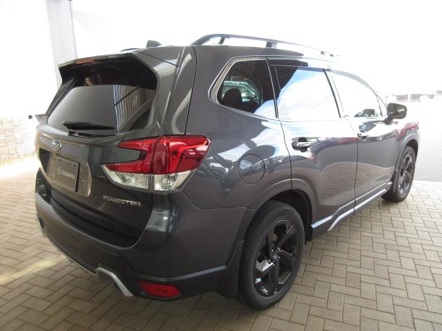 フォレスター スポーツ　ナビ　バックカメラ　ＥＴＣ　ドラレコ前後　エンスタ　フロントコーナーセンサー　カーゴトレーマット　エンジンスターター　リヤゲートライト　ＵＳＢ接続ケーブル　１８インチアルミホイール　ドアバイザー　ＬＥＤヘッドランプ　フロントカメラ　サイドカメラ（16枚目）