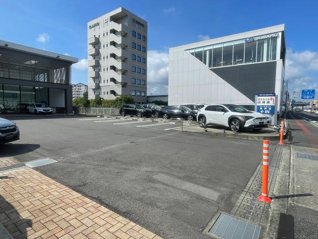 レヴォーグ １．６ＧＴ　アイサイト　ナビ　Ｒカメラ　ドラレコ　新品タイヤ　アイサイトＶｅｒ．３　純正前後ドラレコ　ＥＴＣ２．０　７インチダイヤトーンナビ　サイドカメラ　バックカメラ　新品タイヤ　ＡＷＤ　アイドリングストップ　１７インチアルミホイール　Ｂｌｕｅｔｏｏｔｈ接続（56枚目）