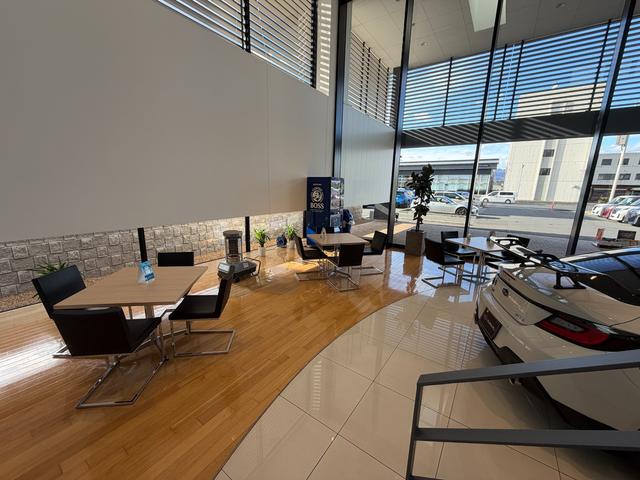 フォレスター Ａｄｖａｎｃｅ　アイサイト　パナナビ　ＥＴＣ　ドラレコ　ＬＥＤライト　レーンアシスト　アダプティブクルーズコントロール　禁煙車　シートヒーター　フロントカメラ　サイドカメラ　バックカメラ　ドラレコ　ＥＴＣ２．０　パワーシート　スマートリヤビューミラー（71枚目）