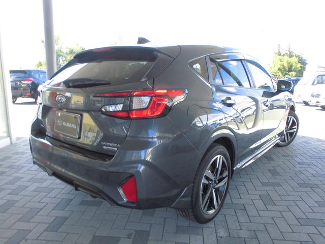 インプレッサ ST-H 当社デモカー ナビ 新世代アイサイト 11.6インチセンターインフォメーションディスプレイ ナビ機能 アダプティブドライビングビーム アップルカープレイ アンドロイドオート ステアリングヒーター シートヒーター(2枚目)