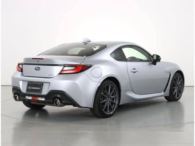 ＢＲＺ Ｓ　Ｍ／Ｔ　９インチナビ　バックカメラ　ＥＴＣ２．０　カロッツェリア９インチナビ　ＣＤ／ＤＶＤ機能　シートヒーター　プッシュスタート　オートライト　クルーズコントロール　盗難防止システム　ＵＳＢ端子　ワンオーナー　整備記録簿　横滑り防止システム（2枚目）