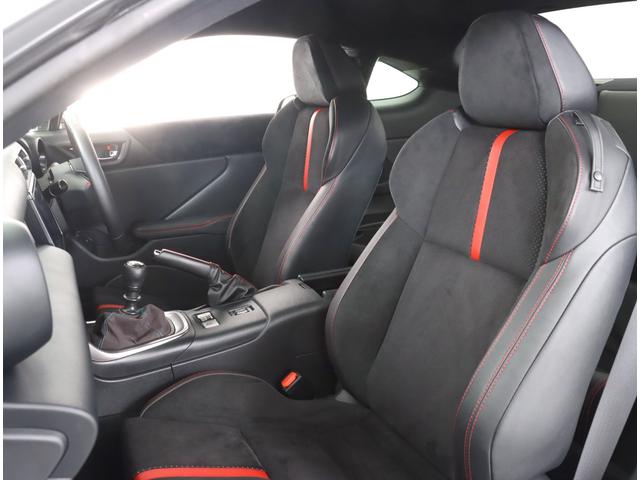 ＢＲＺ Ｓ　Ｍ／Ｔ　９インチナビ　バックカメラ　ＥＴＣ２．０　カロッツェリア９インチナビ　ＣＤ／ＤＶＤ機能　シートヒーター　プッシュスタート　オートライト　クルーズコントロール　盗難防止システム　ＵＳＢ端子　ワンオーナー　整備記録簿　横滑り防止システム（9枚目）