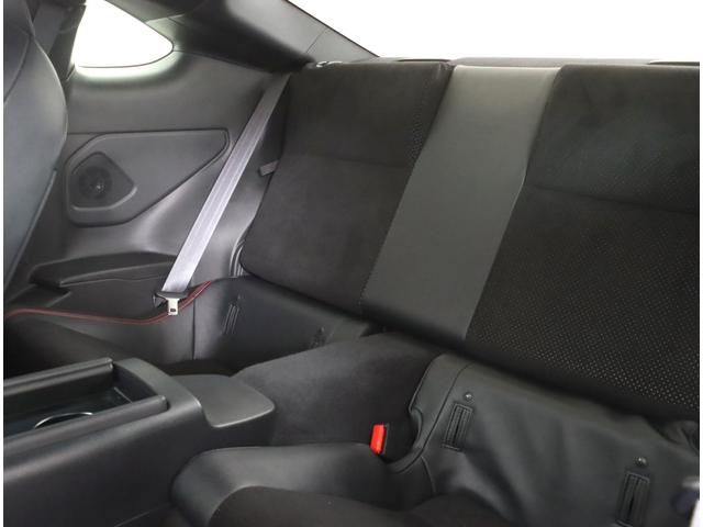 ＢＲＺ Ｓ　Ｍ／Ｔ　９インチナビ　バックカメラ　ＥＴＣ２．０　カロッツェリア９インチナビ　ＣＤ／ＤＶＤ機能　シートヒーター　プッシュスタート　オートライト　クルーズコントロール　盗難防止システム　ＵＳＢ端子　ワンオーナー　整備記録簿　横滑り防止システム（10枚目）