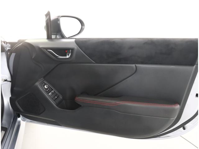 ＢＲＺ Ｓ　Ｍ／Ｔ　９インチナビ　バックカメラ　ＥＴＣ２．０　カロッツェリア９インチナビ　ＣＤ／ＤＶＤ機能　シートヒーター　プッシュスタート　オートライト　クルーズコントロール　盗難防止システム　ＵＳＢ端子　ワンオーナー　整備記録簿　横滑り防止システム（16枚目）