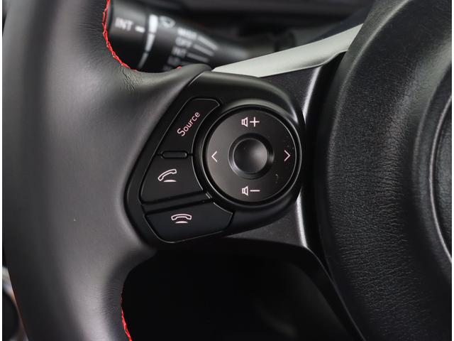 ＢＲＺ Ｓ　Ｍ／Ｔ　９インチナビ　バックカメラ　ＥＴＣ２．０　カロッツェリア９インチナビ　ＣＤ／ＤＶＤ機能　シートヒーター　プッシュスタート　オートライト　クルーズコントロール　盗難防止システム　ＵＳＢ端子　ワンオーナー　整備記録簿　横滑り防止システム（25枚目）