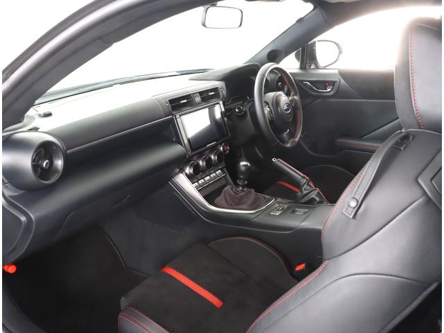 ＢＲＺ Ｓ　Ｍ／Ｔ　９インチナビ　バックカメラ　ＥＴＣ２．０　カロッツェリア９インチナビ　ＣＤ／ＤＶＤ機能　シートヒーター　プッシュスタート　オートライト　クルーズコントロール　盗難防止システム　ＵＳＢ端子　ワンオーナー　整備記録簿　横滑り防止システム（28枚目）