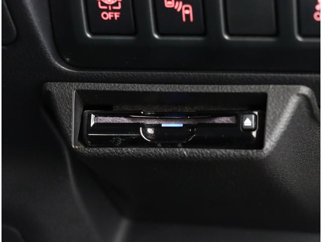 フォレスター アドバンス　セイフティ＋　パワーリアゲート　ナビ　ＥＴＣ　ツーリングアシスト　フロントカメラ　サイドカメラ　バックカメラ　リアビークルディテクション　パナソニック８インチビルトインナビ　後席モニター　ワンオーナー　禁煙車　スペアキー（6枚目）