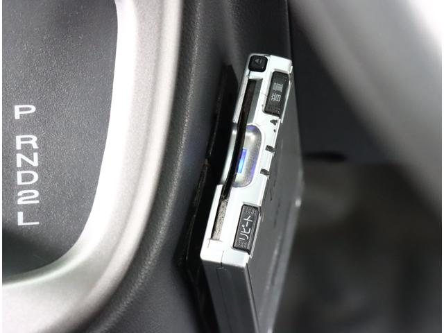 サンバーバン トランスポーター 新品タイヤ パナソニックナビ ETC AT ワンオーナー 記録簿 キーレスエントリー リヤシート ストラーダ CN-RA06D フルセグTV CD DVD Bluetooth接続(5枚目)