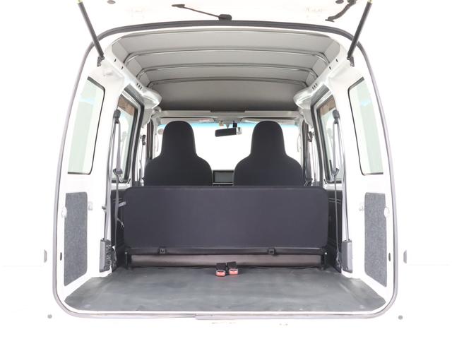 サンバーバン トランスポーター 新品タイヤ パナソニックナビ ETC AT ワンオーナー 記録簿 キーレスエントリー リヤシート ストラーダ CN-RA06D フルセグTV CD DVD Bluetooth接続(15枚目)