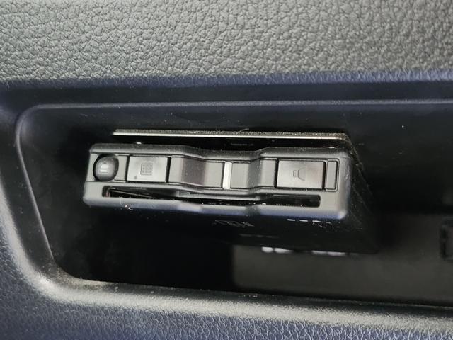 ムーヴキャンバス ストライプスＧ　ナビ　ＥＴＣ　ドラレコ　両側電動スライドドア　車検付　純正７インチナビ　前後ドラレコ　バックカメラ　スマートアシスト　ワンオーナー　禁煙車　シートヒーター　ＵＳＢ接続　フルＬＥＤ　フォグ　ホッとカップホルダー　電動パーキング　ブレーキホールド（6枚目）