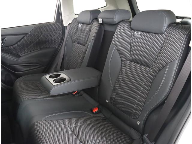 フォレスター ＸＴ－エディション　特別仕様車　ナビ　ＥＴＣ２．０　純正８インチパナソニックナビ　バックカメラ　スマートリヤビューミラー　ルーフレール　パワーリヤゲート　新世代アイサイト　ワンオーナー　禁煙車　Ｘ－ＭＯＤＥ　アダプティブドライビングビーム（19枚目）