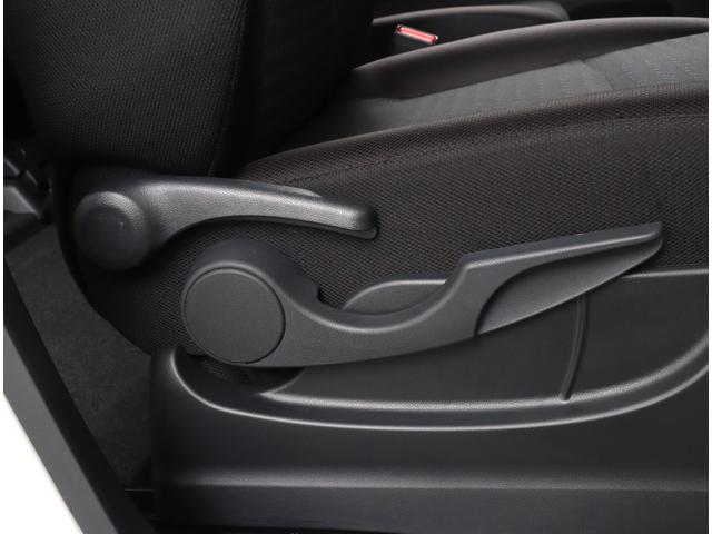 ジャスティ ベースグレード　元弊社社用車　ナビ　両側電動スライドドア　純正７インチナビ　スマートアシスト　追従クルコン　フルＬＥＤヘッドランプ　パノラミックビューモニター　シートヒーター　ワンオーナー　禁煙車（30枚目）