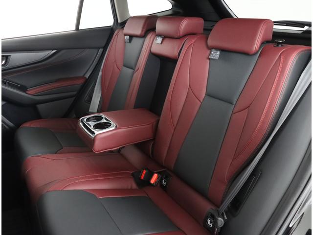 レヴォーグ ＳＴＩスポーツＥＸ　Ｒ６年式Ｄタイプ　ハーマンカードン　ナビ　ＥＴＣ２．０　前後ドラレコ　アイサイトＸ　追従クルコン　ツーリングアシスト　渋滞時ハンズオフ　パワーリヤゲート　ワンオーナー　禁煙車　アダプティブドライビングビーム　スマートリヤビューミラー（19枚目）