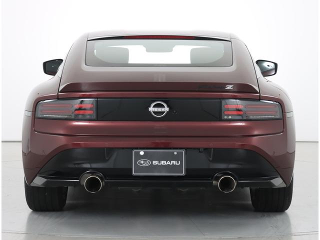 �k�d�c�w�b�h���C�g��o�b�N�J�����A�e����S�����𓋍ڂ��Ȃ���A���N�̃t�F�A���f�B�y��f�i�Ƃ�����f�U�C���ƌ����ڂɒp���Ȃ��p���t���ȑ��肪���͓I�ł��I