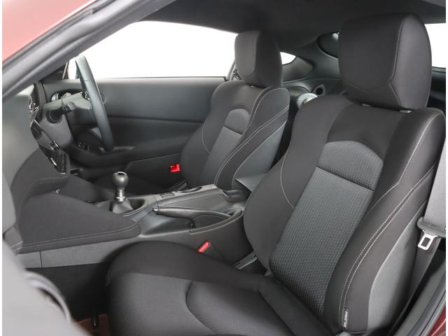 ����������āA�����Ԃ̉^�]�����ɂ����t�����g�V�[�g�I�z�[���h�����ǂ��^�]�ɏW���ł���V�[�g�ł��I�I�܂��A�d���p���[�V�[�g�ł��̂Œ����ʒu�����m�ɍ��킹�邱�Ƃ��o���܂��I�I