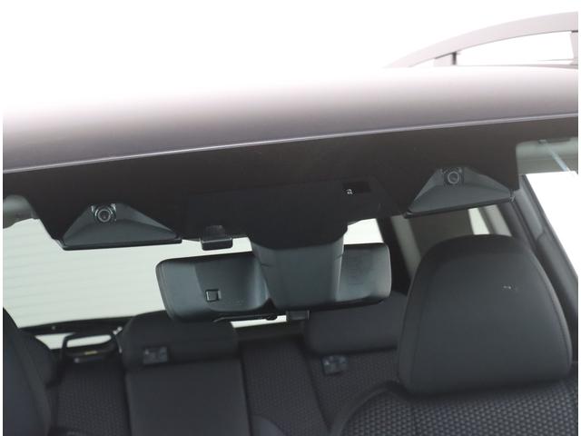 ����p���L�����V�J���̃X�e���I�J�����ƃ\�t�g�E�F�A�ɂ���āA����k���Ɍ�ʊ���F���B�����_�ł̂��܂��܂ȃV�[���ɕ��L���Ή�����V����A�C�T�C�g�𓋍ځI