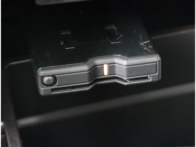 ＸＶ １．６ｉ－Ｌ　ＥｙｅＳｉｇｈｔ　ブラックレザー　８インチナビ　ダイヤトーン８インチナビ　ナビ連動前後ドラレコ　ＥＴＣ２．０　ＦＳＢカメラ　ＣＤ／ＤＶＤ機能　シートヒーター　リヤビークルディテクション　ルーフレール　ＬＥＤヘッドランプ　パワーシート（9枚目）