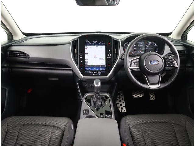 クロストレック リミテッド　ナビ機能　ルーフレール　シートヒーター　ドラレコ　１１．６インフォメーションディスプレイ　前後ドラレコ　ＥＴＣ２．０　デジタルマルチビューモニター　ステアリングヒーター　カーゴステップ　ＳＴＩドアハンドルプロテクター　アダプティブドライビングビーム（6枚目）