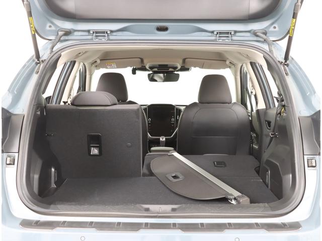 クロストレック リミテッド　ナビ機能　ルーフレール　シートヒーター　ドラレコ　１１．６インフォメーションディスプレイ　前後ドラレコ　ＥＴＣ２．０　デジタルマルチビューモニター　ステアリングヒーター　カーゴステップ　ＳＴＩドアハンドルプロテクター　アダプティブドライビングビーム（18枚目）