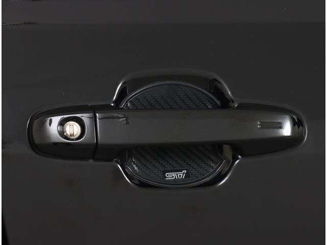 外装樹脂部分の黒さを復活させる『樹脂コーティング』や、車台下回りの錆止め『ラストナイザー』等も施工可能です！