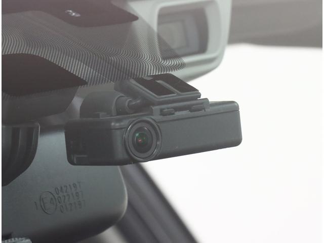 フォレスター Advance EyeSight搭載車 新品タイヤ 8型ナビ ダイアトーン8インチナビ FSBカメラ ETC2.0 ドラレコ ステアリングヒーター アダプティブドライビングビーム パワーシート シートヒーター プッシュスタート リヤビークルディテクション(4枚目)