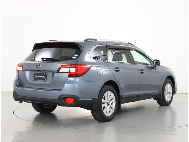 レガシィアウトバック EyeSight搭載車 8インチナビ バックカメラ 4WD ビルトインパナソニック8インチナビ ETC2.0 パワーリヤゲート CD/DVD機能 パワーシート シートヒーター リヤビークルディテクション カーゴステップ ルーフレール ワンオーナー(2枚目)