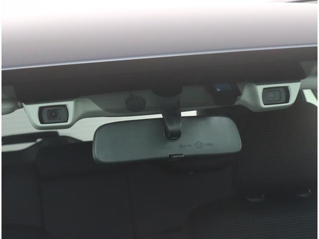 レガシィアウトバック EyeSight搭載車 8インチナビ バックカメラ 4WD ビルトインパナソニック8インチナビ ETC2.0 パワーリヤゲート CD/DVD機能 パワーシート シートヒーター リヤビークルディテクション カーゴステップ ルーフレール ワンオーナー(8枚目)