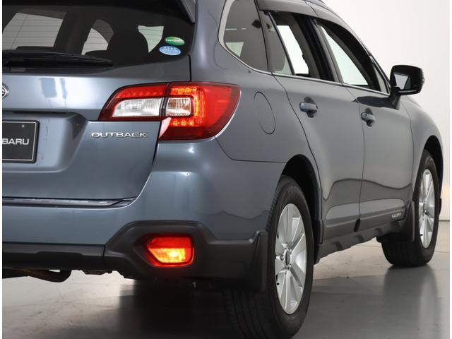 レガシィアウトバック EyeSight搭載車 8インチナビ バックカメラ 4WD ビルトインパナソニック8インチナビ ETC2.0 パワーリヤゲート CD/DVD機能 パワーシート シートヒーター リヤビークルディテクション カーゴステップ ルーフレール ワンオーナー(32枚目)