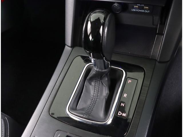 レガシィＢ４ Ｌｉｍｉｔｅｄ　ＥｙｅＳｉｇｈｔ搭載車　新品タイヤ　８型ナビ　ビルトインパナソニック８インチナビ　ＳＴＩフロントアンダースポイラー　リヤアンダーガーニッシュ　社外１９インチアルミホイール　バックカメラ　ＥＴＣ２．０　レザーシート　４ＷＤ（12枚目）