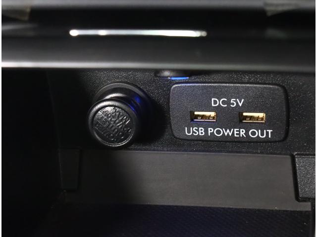 レガシィＢ４ Ｌｉｍｉｔｅｄ　ＥｙｅＳｉｇｈｔ搭載車　新品タイヤ　８型ナビ　ビルトインパナソニック８インチナビ　ＳＴＩフロントアンダースポイラー　リヤアンダーガーニッシュ　社外１９インチアルミホイール　バックカメラ　ＥＴＣ２．０　レザーシート　４ＷＤ（22枚目）