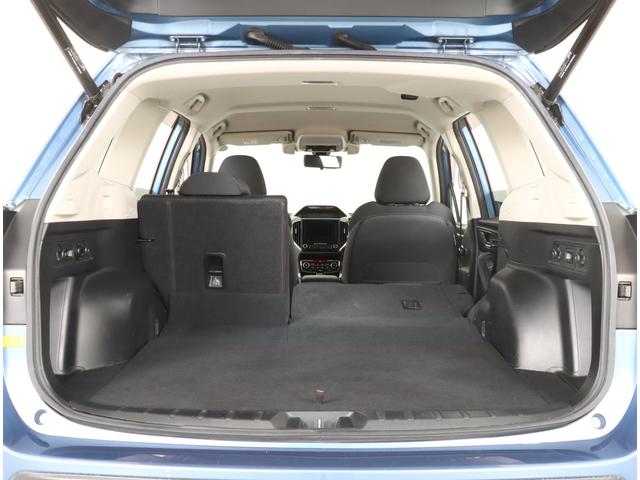 フォレスター Ａｄｖａｎｃｅ　ＥｙｅＳｉｇｈｔ搭載車　８型ナビ　新品タイヤ　ダイアトーン８インチナビ　スマートリヤビューミラー　パワーリヤゲート　フロント・サイド・バックカメラ　シートヒーター　ルーフレール　プッシュスタート　ＬＥＤライナー　ワンオーナー　寒冷地仕様（17枚目）