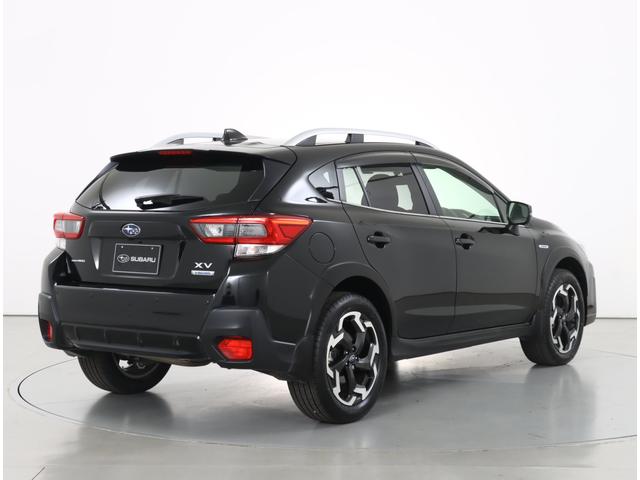 ＸＶ ２．０ｅ－Ｓ　アイサイト　新品タイヤ　８インチナビ　ＨＤＭＩ　パナソニック８インチナビ　バックカメラ　ＥＴＣ２．０　ＣＤ／ＤＶＤ　パワーシート　シートヒーター　プッシュスタート　ルーフレール　アダプティブドライビングビーム　ＬＥＤヘッドランプ　ワンオーナー（2枚目）