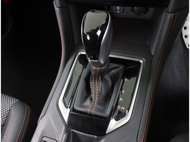 ＸＶ ２．０ｅ－Ｓ　アイサイト　新品タイヤ　８インチナビ　ＨＤＭＩ　パナソニック８インチナビ　バックカメラ　ＥＴＣ２．０　ＣＤ／ＤＶＤ　パワーシート　シートヒーター　プッシュスタート　ルーフレール　アダプティブドライビングビーム　ＬＥＤヘッドランプ　ワンオーナー（13枚目）