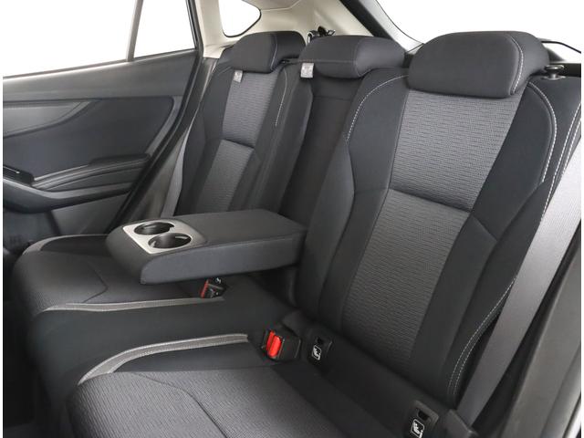 インプレッサスポーツ ２．０ｉ－Ｓ　ＥｙｅＳｉｇｈｔ　８インチナビ　バックカメラ　パナソニック８インチナビ　アドバンスドセイフティパッケージ　ＥＴＣ２．０　パワーシート　ＬＥＤエンブレム　ハイビームアシスト　リヤビークルディテクション　　４ＷＤ　ＬＥＤライナー　ワンオーナー（9枚目）