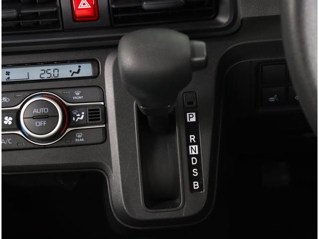 シフォン Ｇ　スマートアシスト　新品タイヤ　純正ナビ　バックカメラ　ＣＤ／ＤＶＤ　フルセグ　シートヒーター　片側電動スライドドア　ベンチシート　前後コーナーセンサー　ワンオーナー　禁煙車　寒冷地仕様　オートマチックハイビーム　オートライト　ＬＥＤヘッドランプ（17枚目）