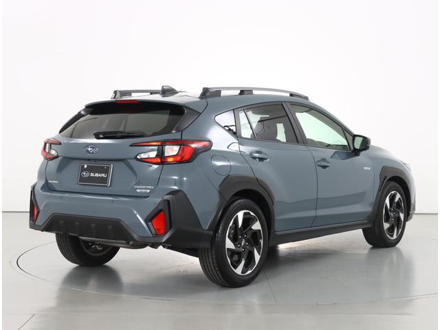 クロストレック リミテッド　元社用車　ＥＴＣ２．０　ルーフレール　ナビ機能　１１．６インフォメーションディスプレイ　デジタルマルチビューモニター　ステアリングヒーター　シートヒーター　パワーシート　ワンオーナー　禁煙車　寒冷地仕様　アダプティブドライビングビーム　オートライト（2枚目）