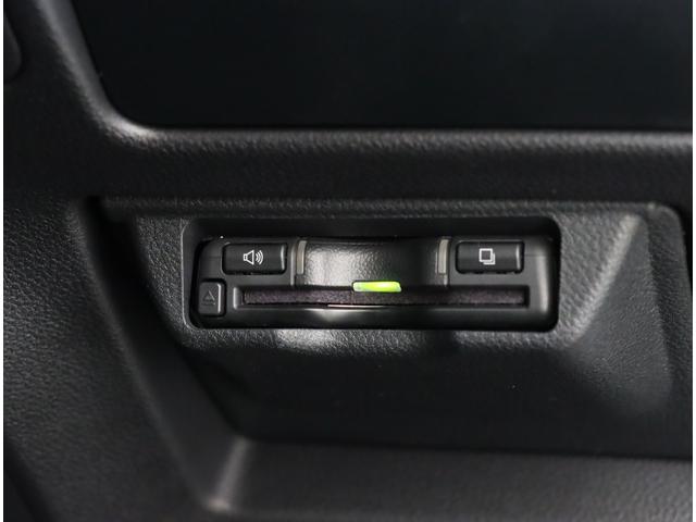 クロストレック リミテッド　元社用車　ＥＴＣ２．０　ルーフレール　ナビ機能　１１．６インフォメーションディスプレイ　デジタルマルチビューモニター　ステアリングヒーター　シートヒーター　パワーシート　ワンオーナー　禁煙車　寒冷地仕様　アダプティブドライビングビーム　オートライト（4枚目）