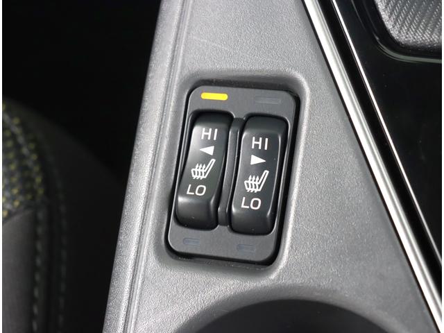 クロストレック リミテッド　元社用車　ＥＴＣ２．０　ルーフレール　ナビ機能　１１．６インフォメーションディスプレイ　デジタルマルチビューモニター　ステアリングヒーター　シートヒーター　パワーシート　ワンオーナー　禁煙車　寒冷地仕様　アダプティブドライビングビーム　オートライト（12枚目）