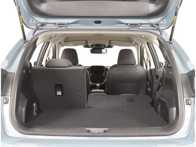 クロストレック リミテッド　元社用車　ＥＴＣ２．０　ルーフレール　ナビ機能　１１．６インフォメーションディスプレイ　デジタルマルチビューモニター　ステアリングヒーター　シートヒーター　パワーシート　ワンオーナー　禁煙車　寒冷地仕様　アダプティブドライビングビーム　オートライト（16枚目）