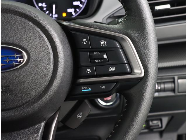 クロストレック リミテッド　元社用車　ＥＴＣ２．０　ルーフレール　ナビ機能　１１．６インフォメーションディスプレイ　デジタルマルチビューモニター　ステアリングヒーター　シートヒーター　パワーシート　ワンオーナー　禁煙車　寒冷地仕様　アダプティブドライビングビーム　オートライト（21枚目）