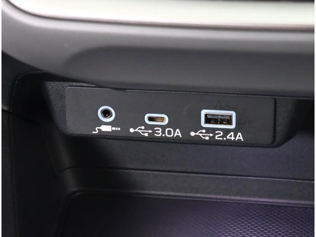 クロストレック リミテッド　元社用車　ＥＴＣ２．０　ルーフレール　ナビ機能　１１．６インフォメーションディスプレイ　デジタルマルチビューモニター　ステアリングヒーター　シートヒーター　パワーシート　ワンオーナー　禁煙車　寒冷地仕様　アダプティブドライビングビーム　オートライト（22枚目）