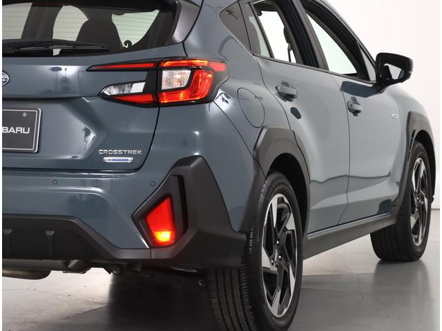 クロストレック リミテッド　元社用車　ＥＴＣ２．０　ルーフレール　ナビ機能　１１．６インフォメーションディスプレイ　デジタルマルチビューモニター　ステアリングヒーター　シートヒーター　パワーシート　ワンオーナー　禁煙車　寒冷地仕様　アダプティブドライビングビーム　オートライト（38枚目）