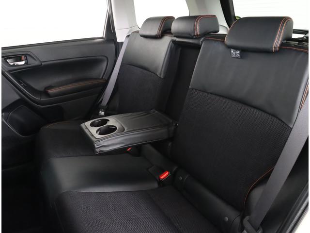 フォレスター Ｘ－ＢＲＥＡＫ　ＥｙｅＳｉｇｈｔ搭載車　ナビ　バックカメラ　カロッツェリア７インチナビ　ＥＴＣ２．０　パワーシート　プッシュスタート　カーゴステップ　シートヒーター　ルーフレール　ワンオーナー　禁煙車　寒冷地仕様　ＬＥＤライナー　ＣＤ／ＤＶＤ（9枚目）