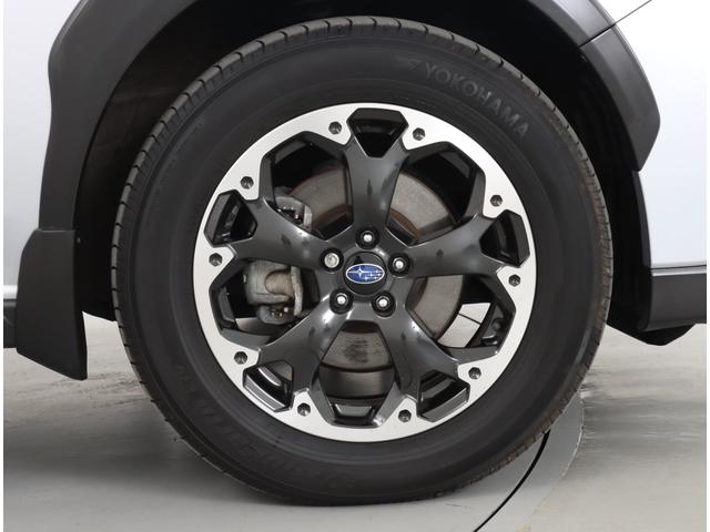 ＸＶ ２．０ｅ－Ｌアイサイト　本革シート　運転支援　視界拡張　パナソニックビルトインナビ　バックカメラ　ＥＴＣ　ドライブレコーダー　本革シート　シートヒーター　ワンオーナー　禁煙車　整備記録簿　全車速追従クルーズコントロール（6枚目）