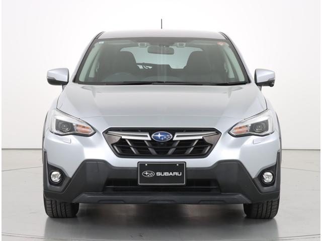 ＸＶ ２．０ｅ－Ｌアイサイト　本革シート　運転支援　視界拡張　パナソニックビルトインナビ　バックカメラ　ＥＴＣ　ドライブレコーダー　本革シート　シートヒーター　ワンオーナー　禁煙車　整備記録簿　全車速追従クルーズコントロール（10枚目）