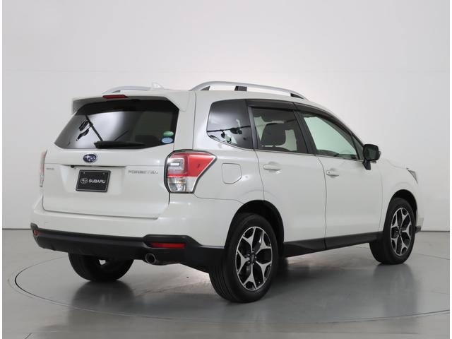 フォレスター Ｓ－Ｌｉｍｉｔｅｄ　ＥｙｅＳｉｇｈｔ搭載車　ＤＩＡＴＯＮＥサウンドナビ　ＥＴＣ　バックカメラ　ドライブレコーダー　パワーリヤゲート　シートヒーター　パワーシート　プッシュスタータ　ワンオーナー　禁煙車　整備記録簿　全車速追従クルーズコントロール（8枚目）