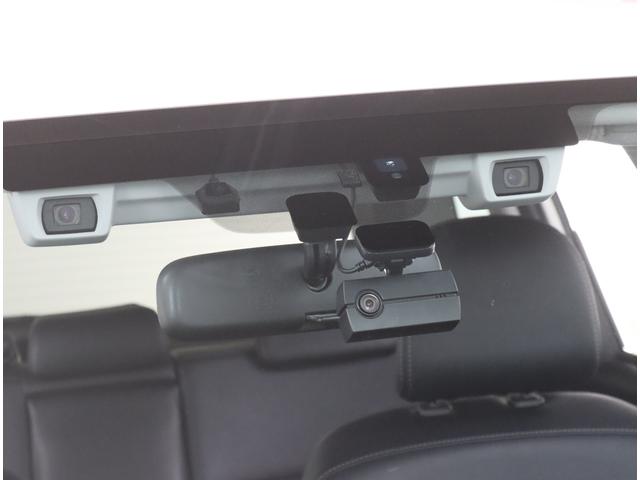 フォレスター Ｓ－Ｌｉｍｉｔｅｄ　ＥｙｅＳｉｇｈｔ搭載車　ＤＩＡＴＯＮＥサウンドナビ　ＥＴＣ　バックカメラ　ドライブレコーダー　パワーリヤゲート　シートヒーター　パワーシート　プッシュスタータ　ワンオーナー　禁煙車　整備記録簿　全車速追従クルーズコントロール（14枚目）